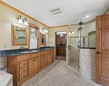 12780 Chatter Brook Drive - Photo Thumbnail 22