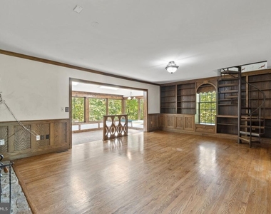 12780 Chatter Brook Drive - Photo Thumbnail 10