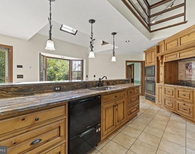 12780 Chatter Brook Drive - Photo Thumbnail 6