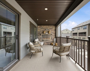 1612 Kirkman Street - Photo Thumbnail 4