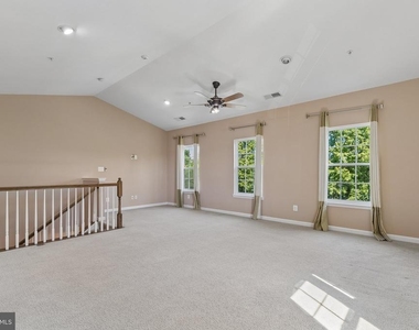 14688 Links Pond Circle - Photo Thumbnail 9