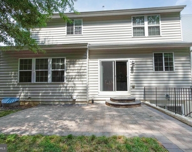 4100 Presidential Hill Loop - Photo Thumbnail 41