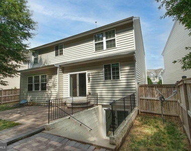 4100 Presidential Hill Loop - Photo Thumbnail 45