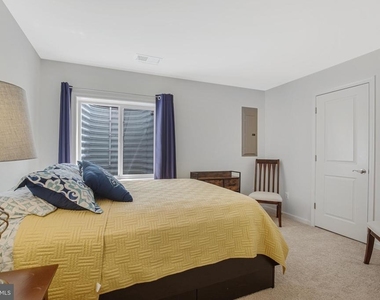 42526 Oxford Forest Circle - Photo Thumbnail 25