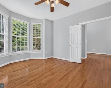 25670 S Village Drive - Photo Thumbnail 7
