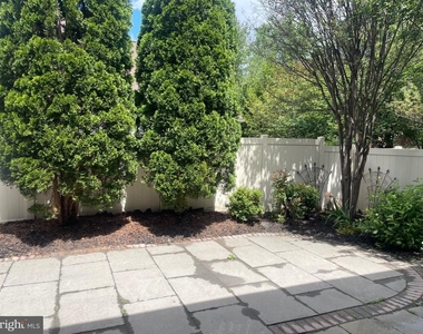 20389 Radcliff Terrace - Photo Thumbnail 31
