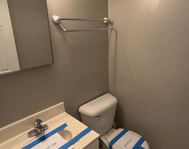 2214 Jensen Place - Photo Thumbnail 8