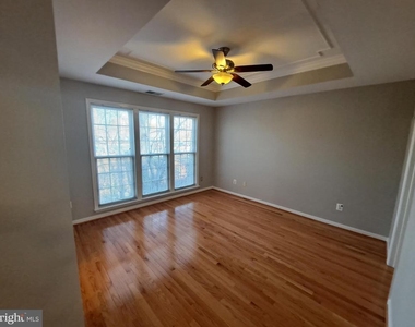 7738 Heritage Woods Way - Photo Thumbnail 30