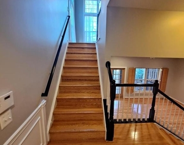 7738 Heritage Woods Way - Photo Thumbnail 16