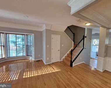 7738 Heritage Woods Way - Photo Thumbnail 27