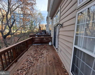 7738 Heritage Woods Way - Photo Thumbnail 21