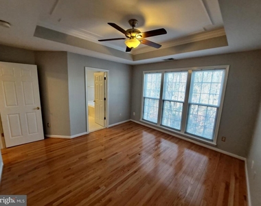 7738 Heritage Woods Way - Photo Thumbnail 29