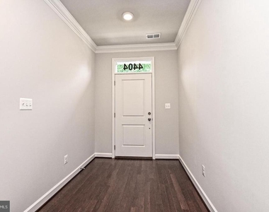 4404 Fair Lakes Court - Photo Thumbnail 10