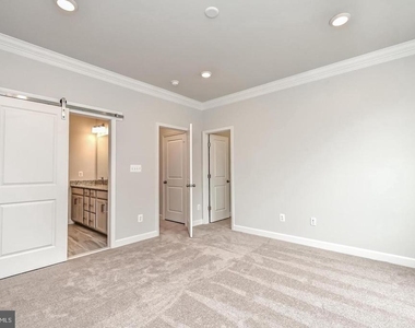 4404 Fair Lakes Court - Photo Thumbnail 38