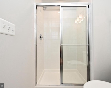 4404 Fair Lakes Court - Photo Thumbnail 8