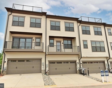 4404 Fair Lakes Court - Photo Thumbnail 45