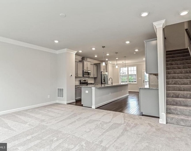 4404 Fair Lakes Court - Photo Thumbnail 23