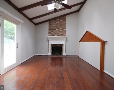 6215 Gemini Court - Photo Thumbnail 1