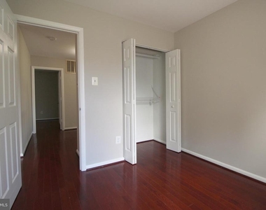 6215 Gemini Court - Photo Thumbnail 14