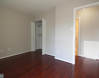 6215 Gemini Court - Photo Thumbnail 12