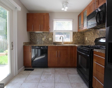 6215 Gemini Court - Photo Thumbnail 17