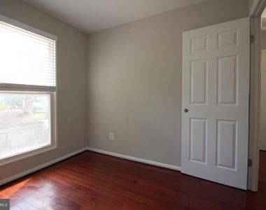 6215 Gemini Court - Photo Thumbnail 13