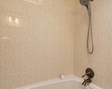 6215 Gemini Court - Photo Thumbnail 10