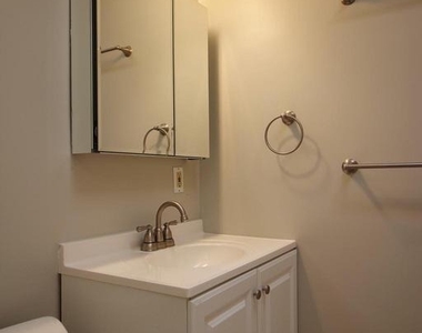 6215 Gemini Court - Photo Thumbnail 9