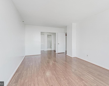 3713 S George Mason Drive - Photo Thumbnail 21