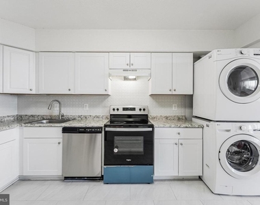 3713 S George Mason Drive - Photo Thumbnail 13