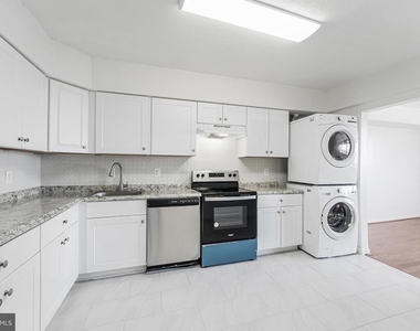 3713 S George Mason Drive - Photo Thumbnail 12