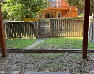 4637 Luxberry Drive - Photo Thumbnail 25