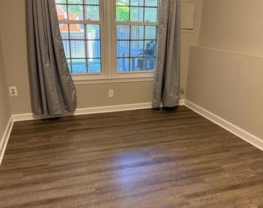 4637 Luxberry Drive - Photo Thumbnail 21