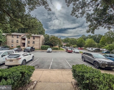 11603 Stoneview Square - Photo Thumbnail 4