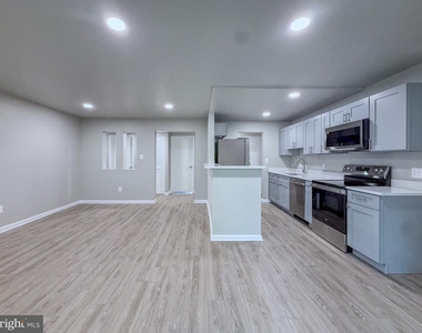 11603 Stoneview Square - Photo Thumbnail 20