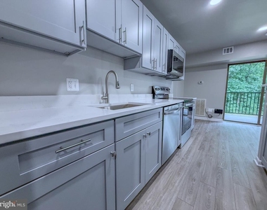 11603 Stoneview Square - Photo Thumbnail 7