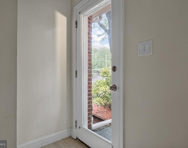 8023 Washington Avenue - Photo Thumbnail 28