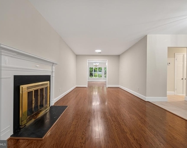 8023 Washington Avenue - Photo Thumbnail 5