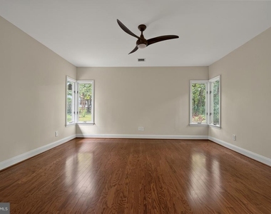 8023 Washington Avenue - Photo Thumbnail 31