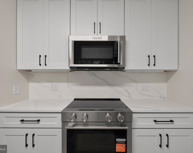 8023 Washington Avenue - Photo Thumbnail 21