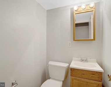 8236 Governors Court - Photo Thumbnail 28