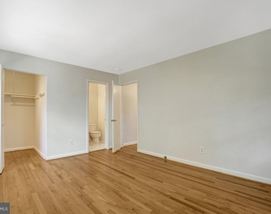8236 Governors Court - Photo Thumbnail 15