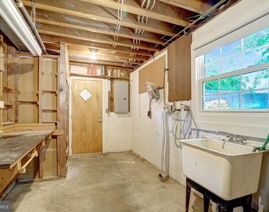 8236 Governors Court - Photo Thumbnail 29