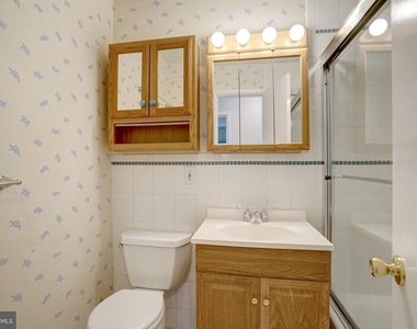 8236 Governors Court - Photo Thumbnail 24