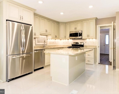 10322 Dunn Meadow Road - Photo Thumbnail 1