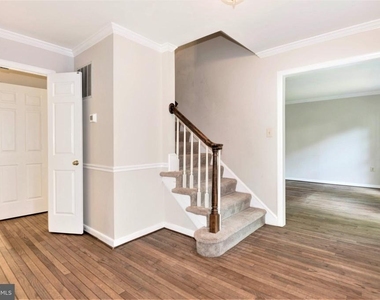 10322 Dunn Meadow Road - Photo Thumbnail 10