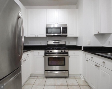 2791 Centerboro Drive - Photo Thumbnail 16