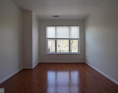 2791 Centerboro Drive - Photo Thumbnail 4