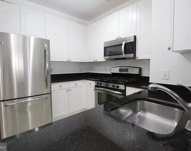 2791 Centerboro Drive - Photo Thumbnail 8