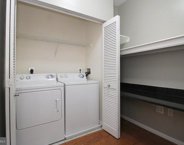 2791 Centerboro Drive - Photo Thumbnail 17